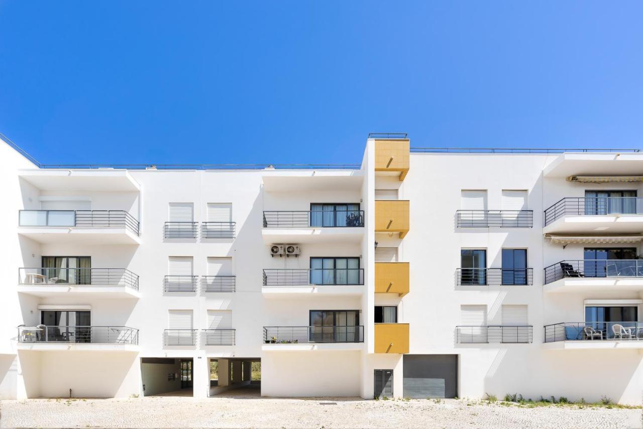 Sea La Vie & Golf Lagos